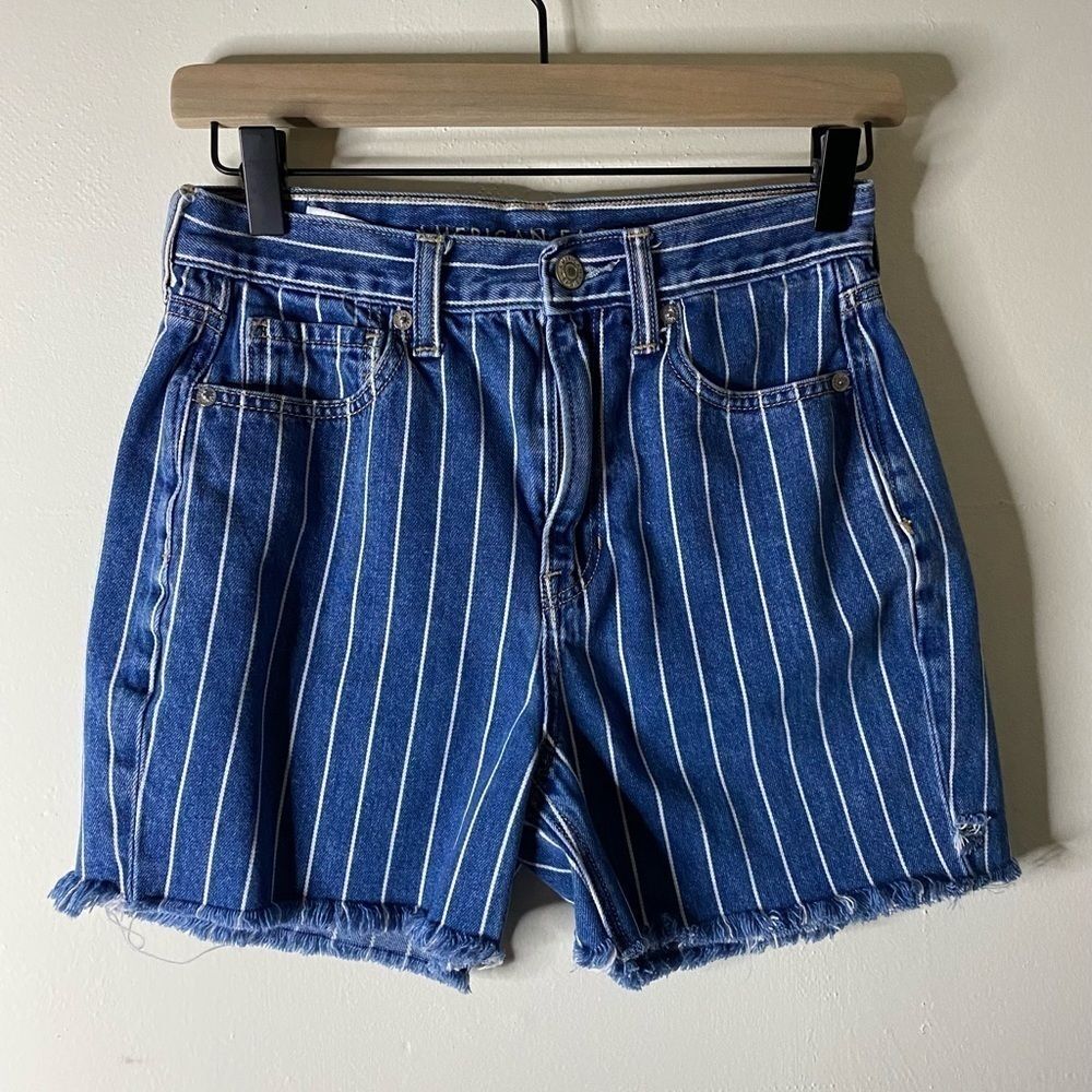 American Eagle Cut Off Striped Mom Jeans Size 2